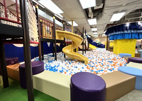 aeon-grand-indonesia-1