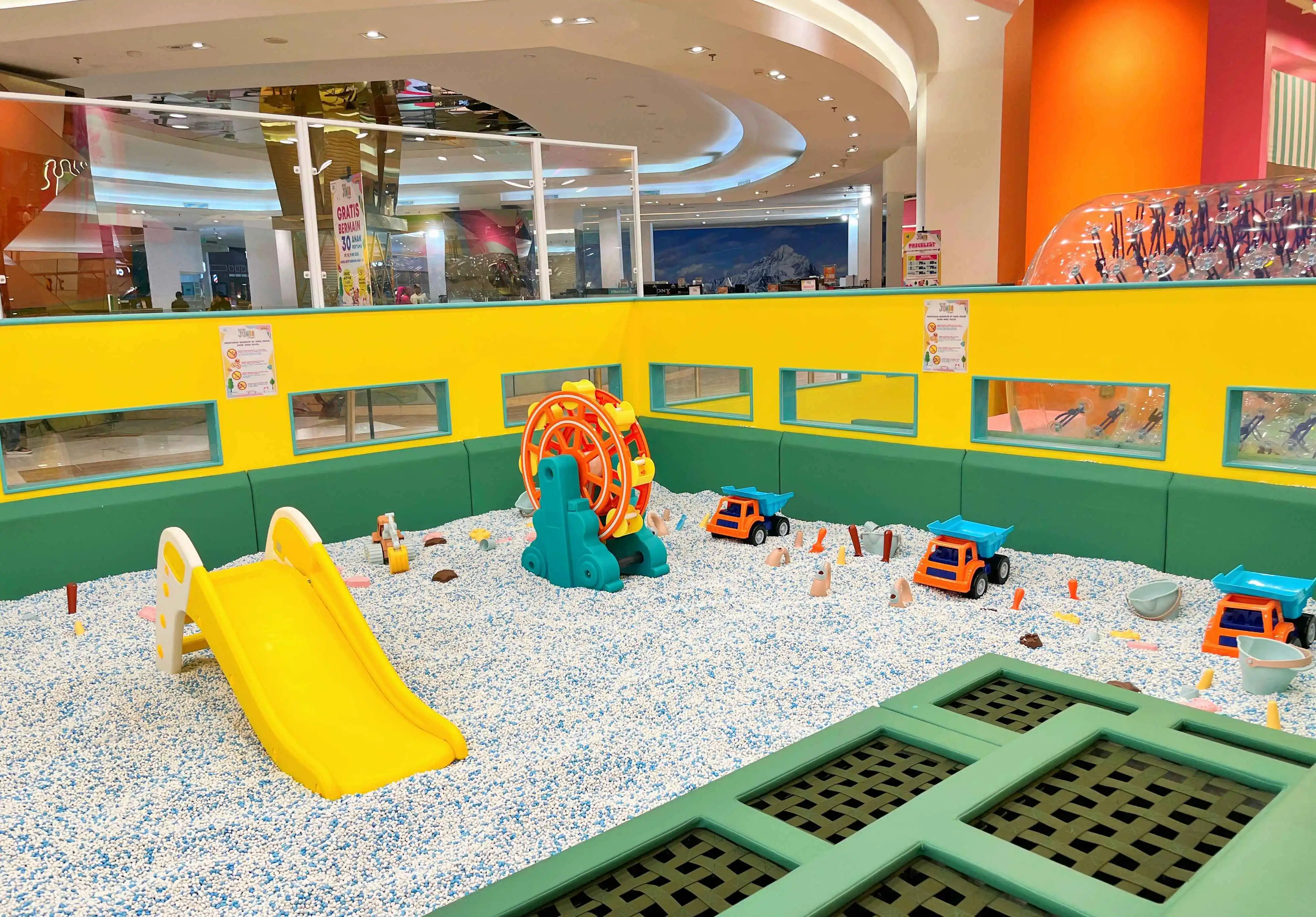 kidsbox-jumbo-trans-studio-mall-cibubur-1
